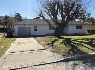 1458 W Nicolet St, Banning, CA 92220
