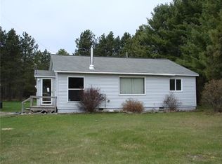 935 N River Rd, Manistique, MI 49854