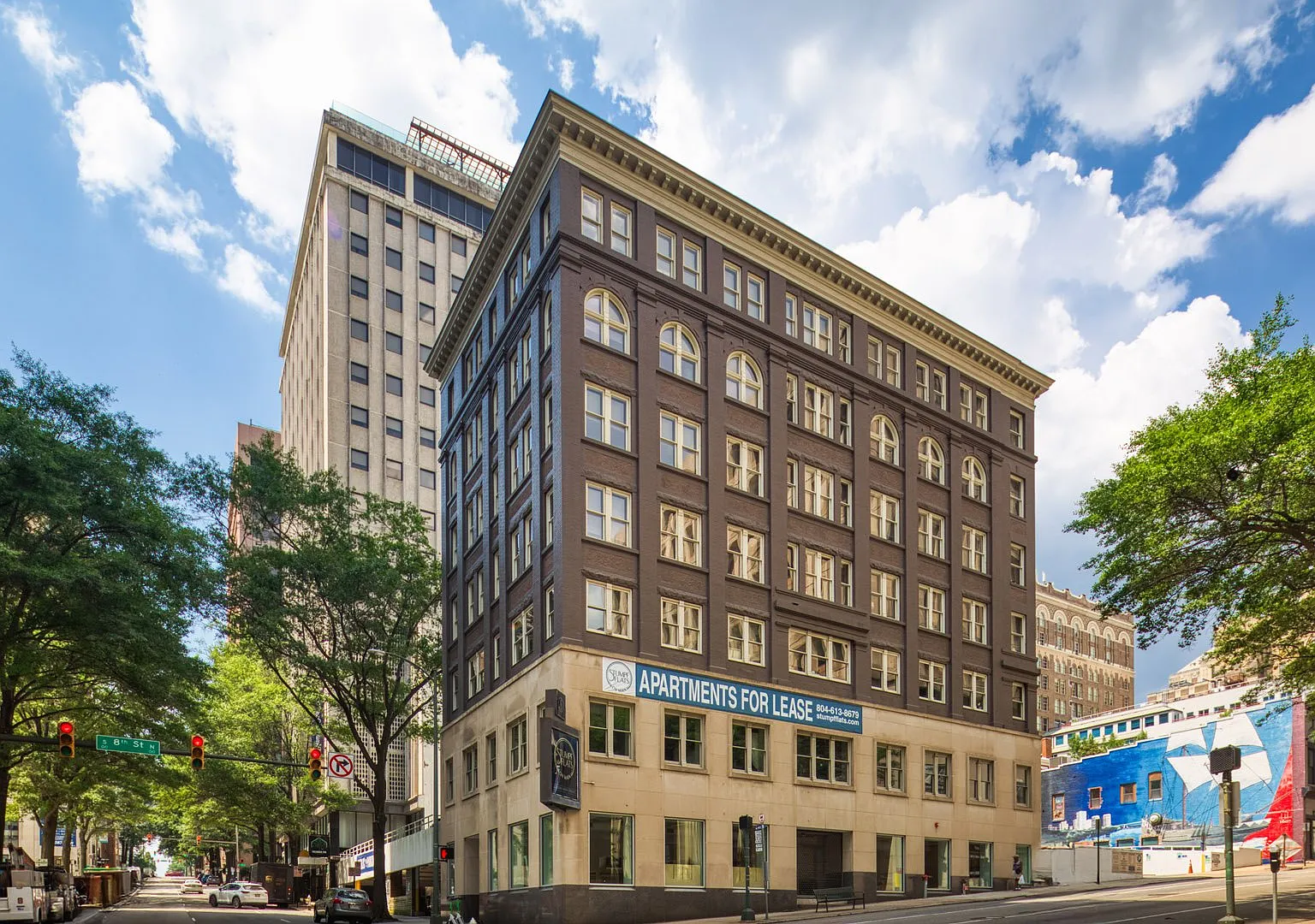Stumpf Flats on Main — Photo 2