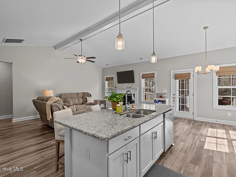 109 Country Ridge Ln — Photo 25