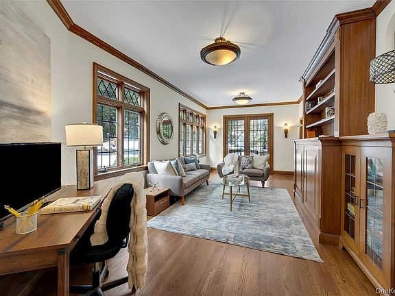 5th image of 15 Carstensen Road