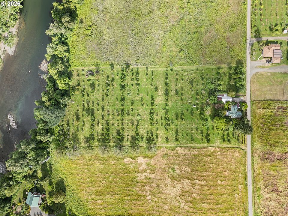 1st image of 572 Dillard Gardens Rd