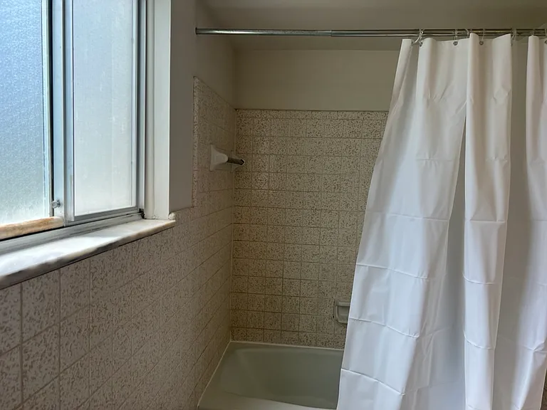 14167 Ziegler St — Photo 5
