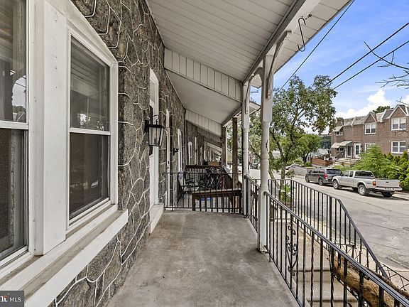 2nd image of 221 Righter St