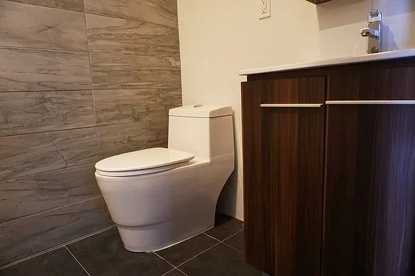 Rented by Lodger Corp | media 8