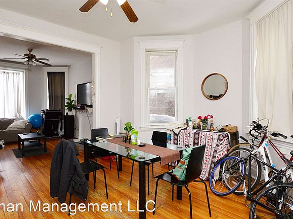 4th image of 2735 W Potomac Ave APT 1