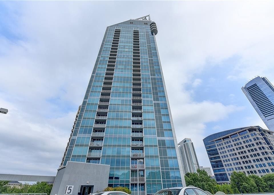 1st image of 3338 Peachtree Rd NE APT 504