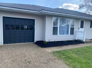 212 Westview Dr, New Concord, OH 43762