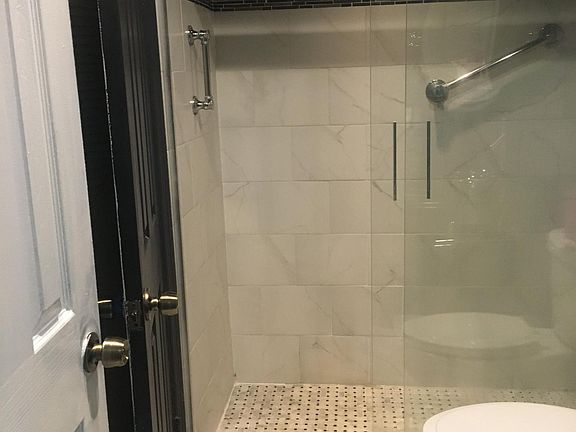 5th image of 5280 Bosque Ln APT 45