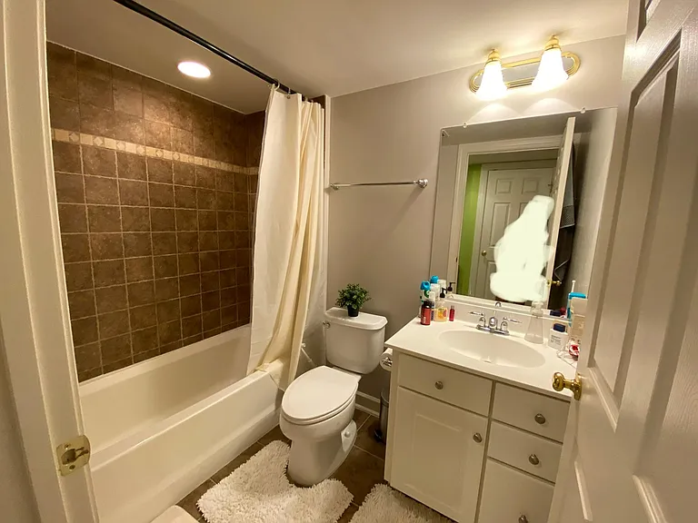 Full bathroom