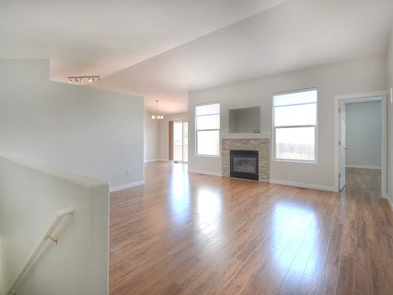 1325 Legend Oak Dr — Photo 13