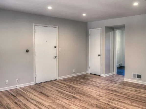 3135 S 107th Ave APT 3, Omaha, NE 68124