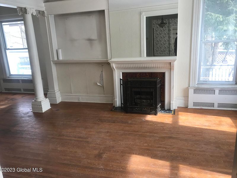 4th image of 31 Prospect Avenue