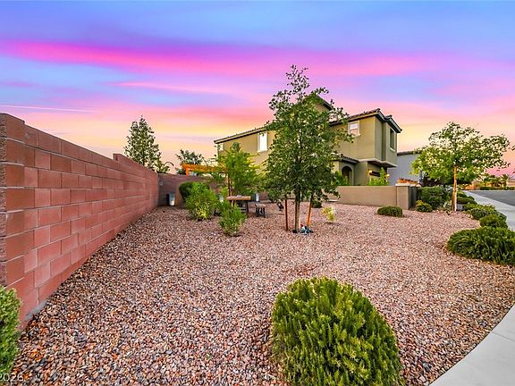 5th image of 12 Cresta Villa Ct