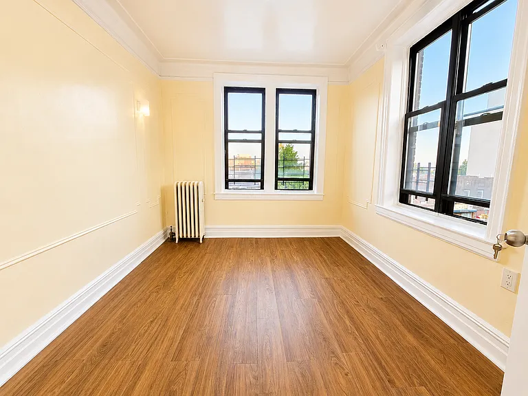 4524 7th Ave #3R — Photo 4
