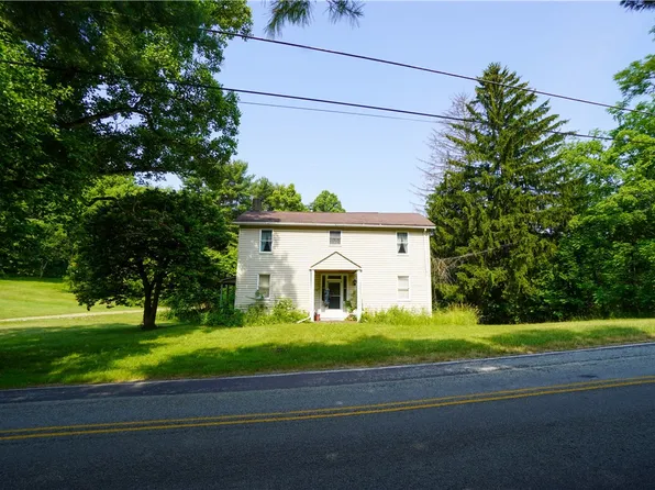 2304 Butler Logan Rd, Tarentum, PA 15084