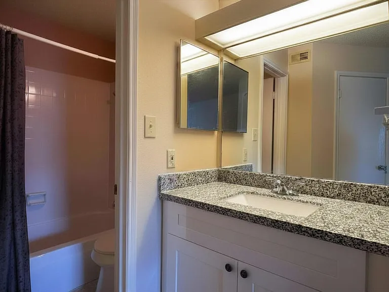 2121 Hepburn St #505 — Photo 9