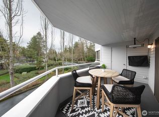 Willow Creek, Edmonds, WA 98020
