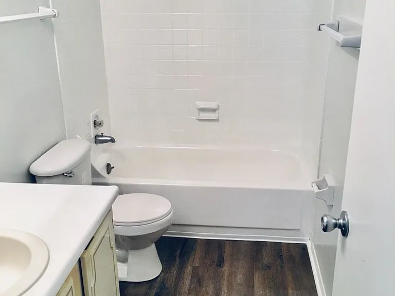 Villages on Madison Apartments — Photo 51