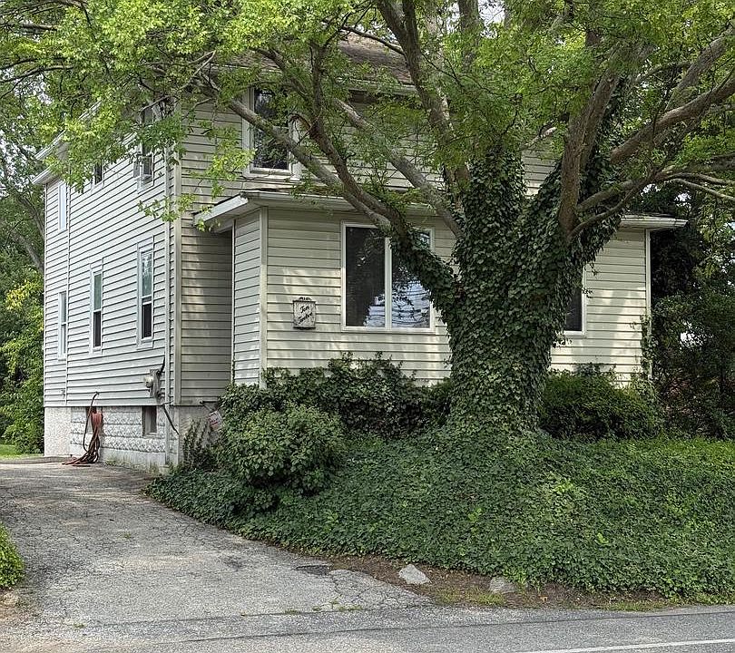 1st image of 1012 Meetinghouse Rd