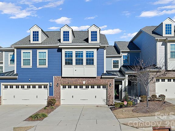 2nd image of 620 Amber Meadows Way