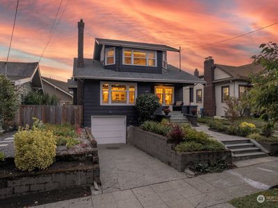 4207 Corliss Avenue N, Seattle, WA, 98103