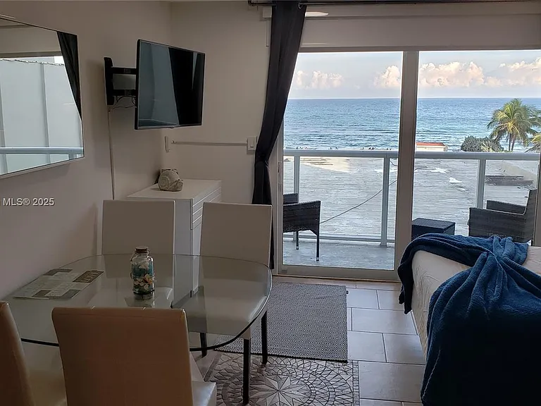 19201 Collins Ave #246 — Photo 5