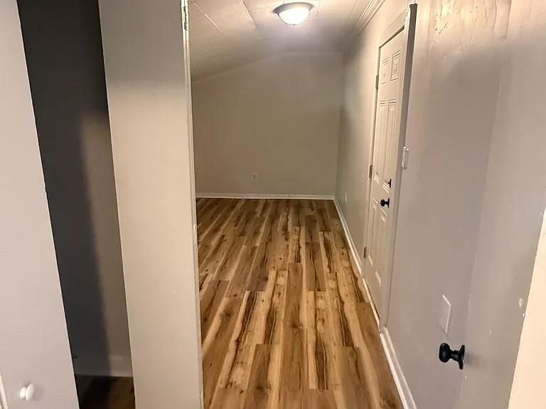 2847 Marydale Dr — Photo 10
