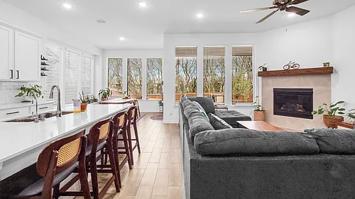 8117 Lindheimer Ln Photo 1