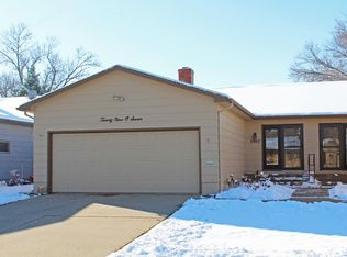 2907 S 1st Ave, Sioux Falls, SD 57105