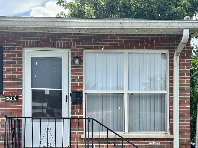 6269 N Hanley Rd — Photo 16