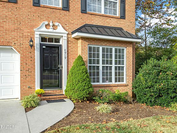 3rd image of 4919 Briar Rock Ln #1