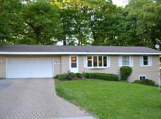 4636 Hampton Rd, Mound, MN 55364