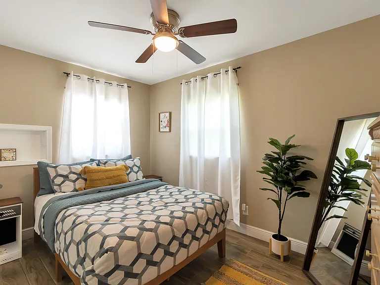 7703 Southside Ln — Photo 13