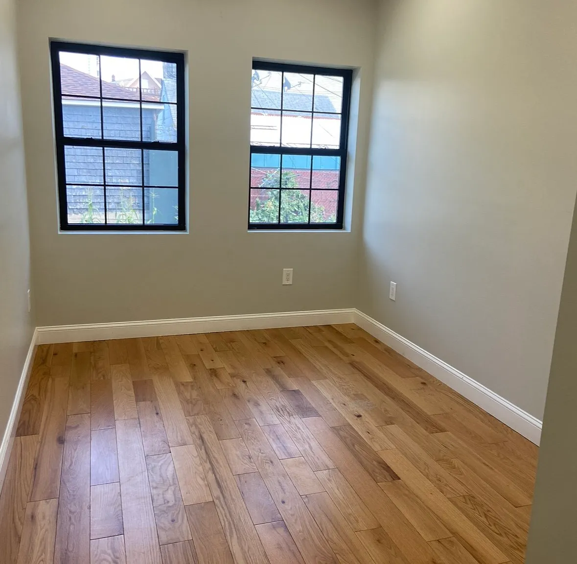 2 bed, 700 sqft, $2,500 — Photo 4