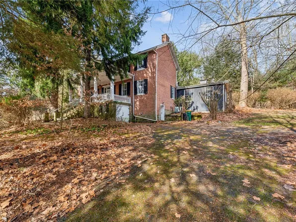 469 Ross Rd, Eighty Four, PA 15330