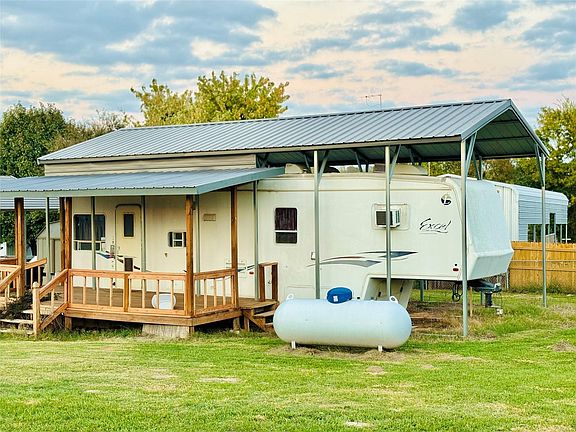 2nd image of 160 Rising Star