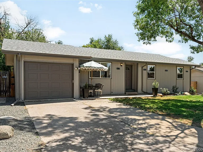 13004 King Cir — Photo 36