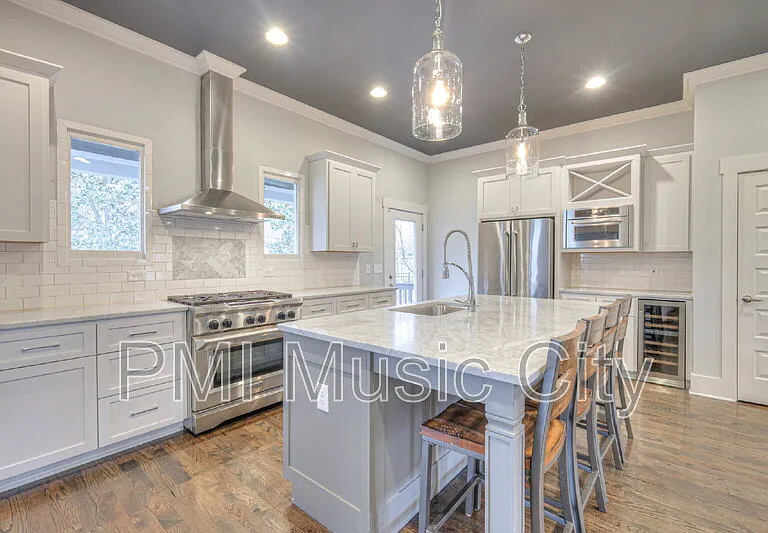 1537B Battlefield Dr — Photo 4