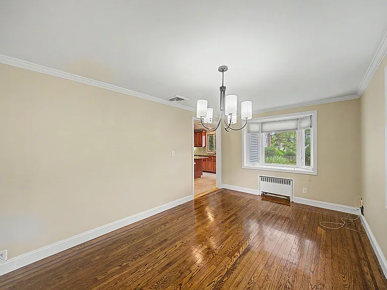 34 Esmond Pl — Photo 36