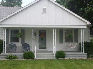 11214 Darmstadt Rd, Evansville, IN 47710