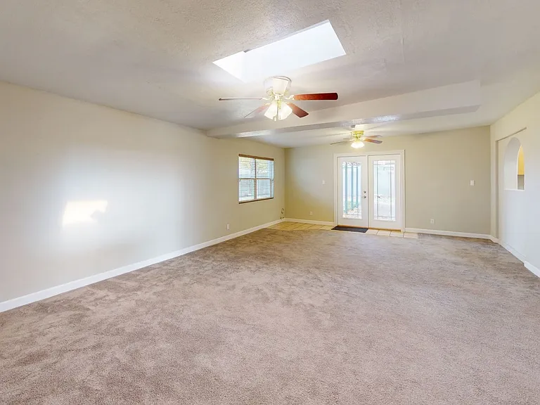 367 Cedar St — Photo 26