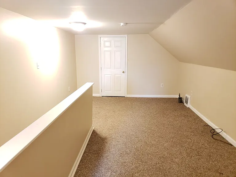 Butler 2336-2338 — Photo 6