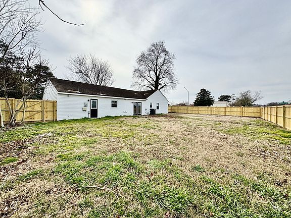 2nd image of 4512 Whitechapel Ct
