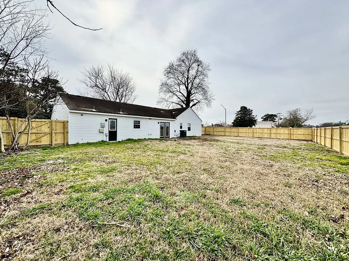 Building Photo - 4512 Whitechapel Ct