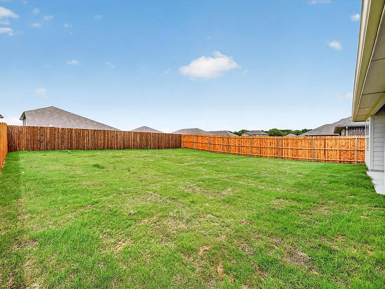 3918 Applewood Trl — Photo 24