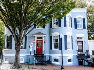 3160 O St NW, Washington, DC 20007