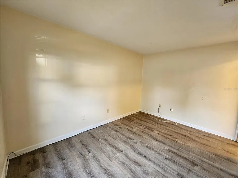 2529 NW 62nd Pl — Photo 19