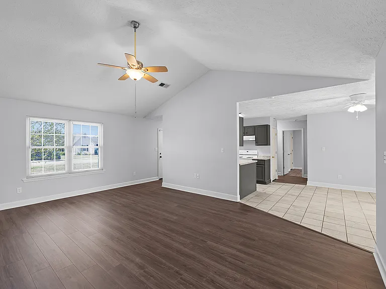 192 Eagle Ridge Dr — Photo 22