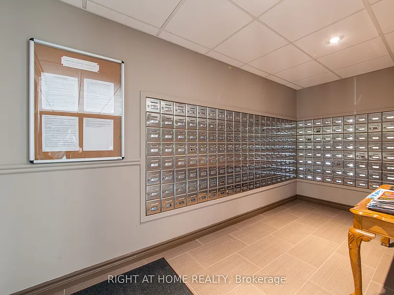 35 Green Valley Dr #1714 — Photo 4